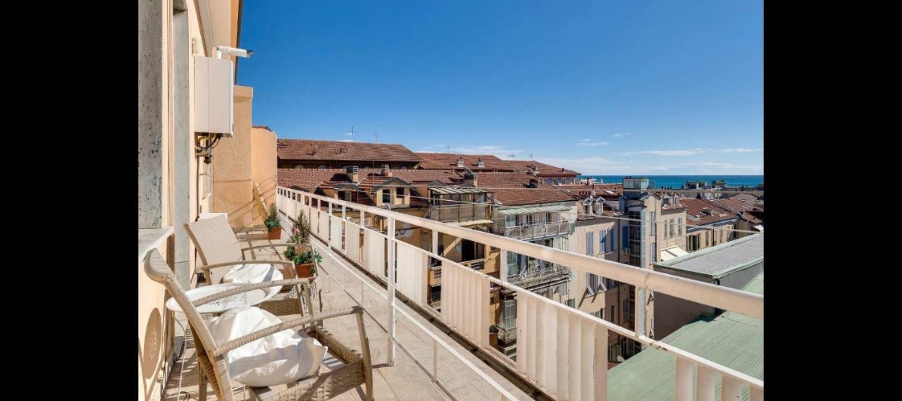 Appartamento Via Volta Sanremo Ngoại thất bức ảnh